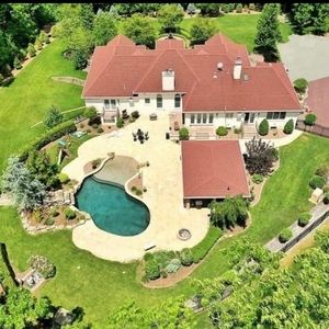 Meet your Posher, Karen